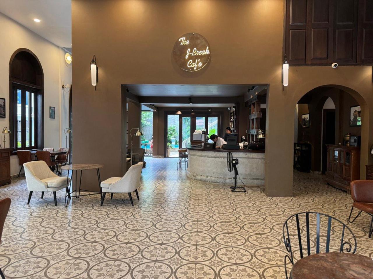 The J Break Boutique Otel Kampot Dış mekan fotoğraf