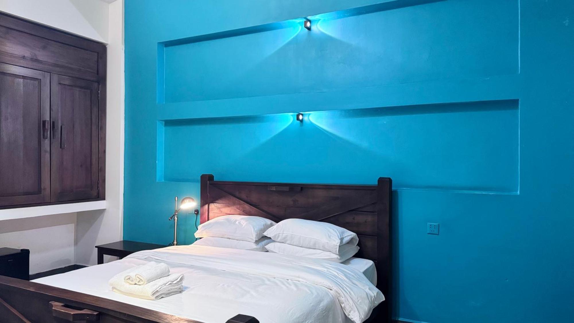 The J Break Boutique Otel Kampot Dış mekan fotoğraf